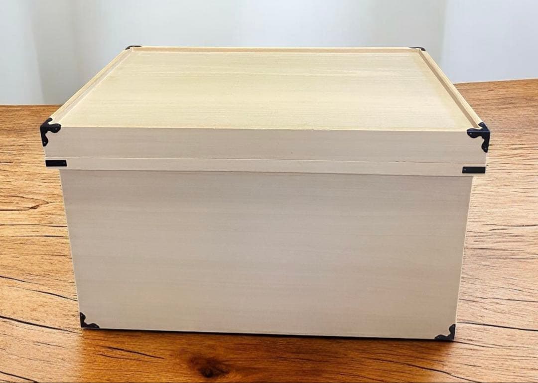 めずらしい底深の桐箱　深さ：32.5センチ　桐箪笥　桐だんす　着物たんす　和箪笥